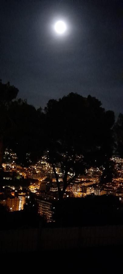 D Avec Clim Terrasse Et Petit Dejeuner Hauteurs De Homestay Nice