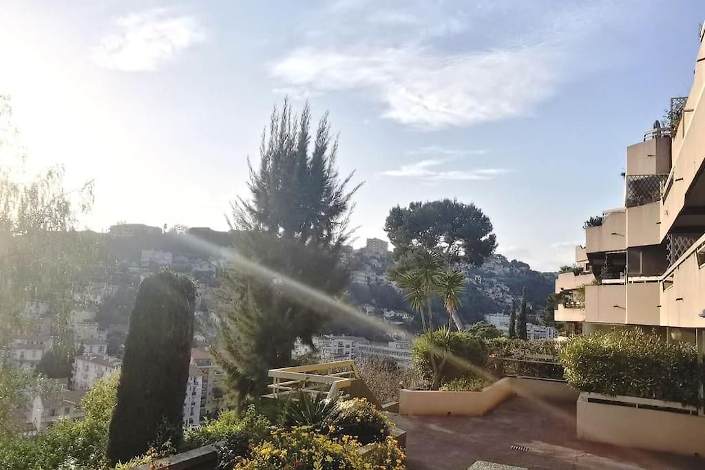 Centre Vue Avec Piscine Pour Famille, Couple D'amis Pas De Groupes De Jeunes Autorisés Appartement *