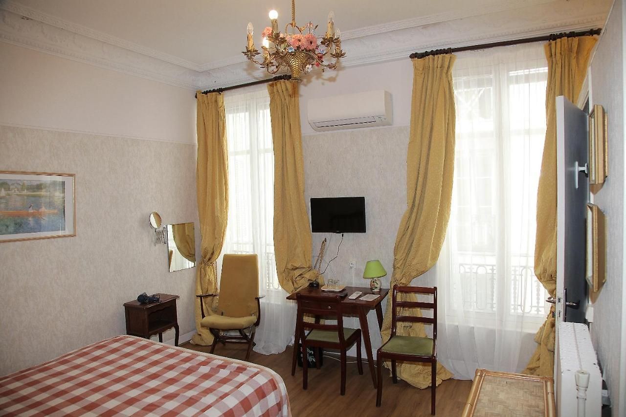 Cronstadt 3* Nice