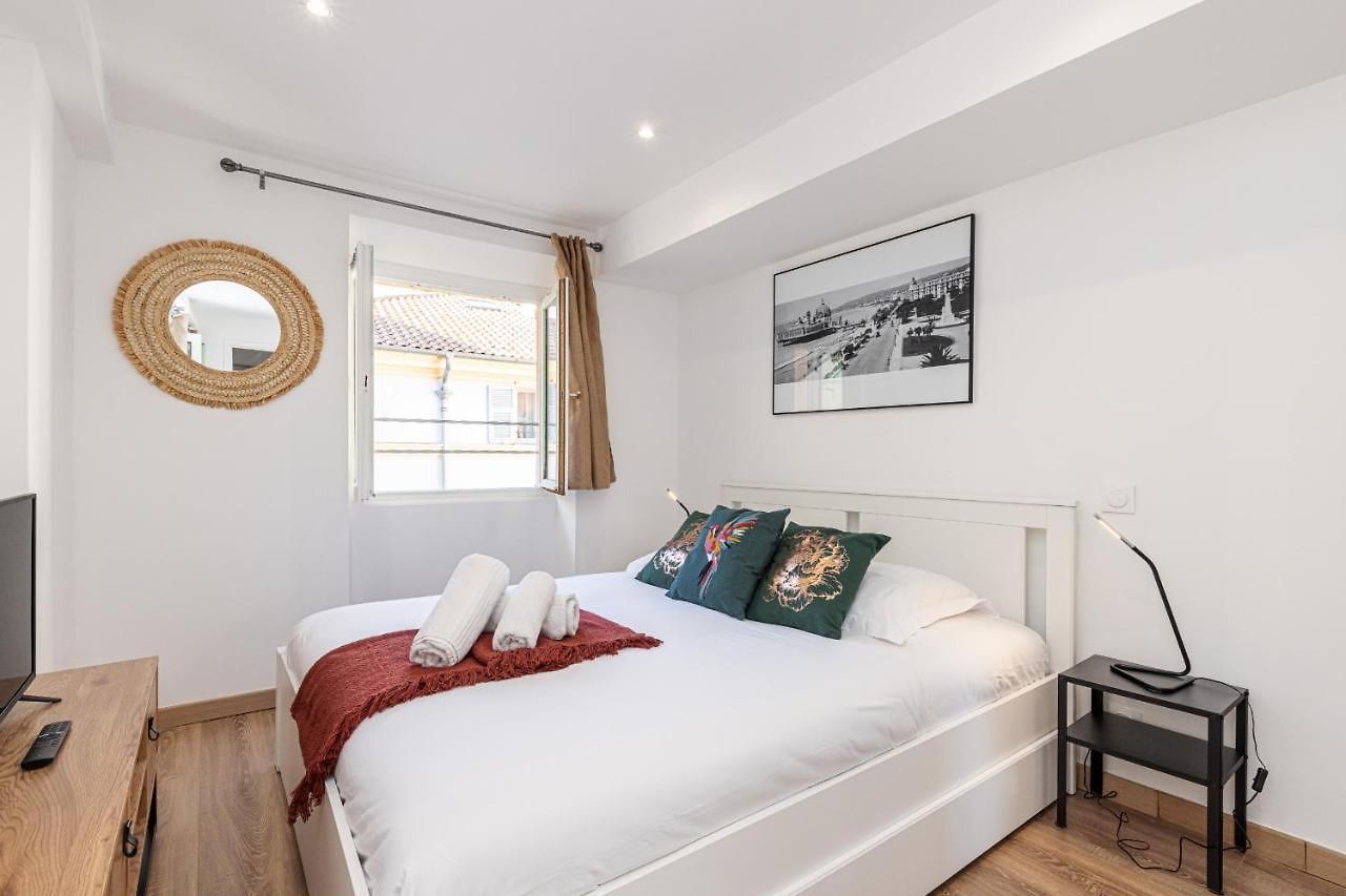 Appartement Spacious 2 Bdr Old Town Heart *