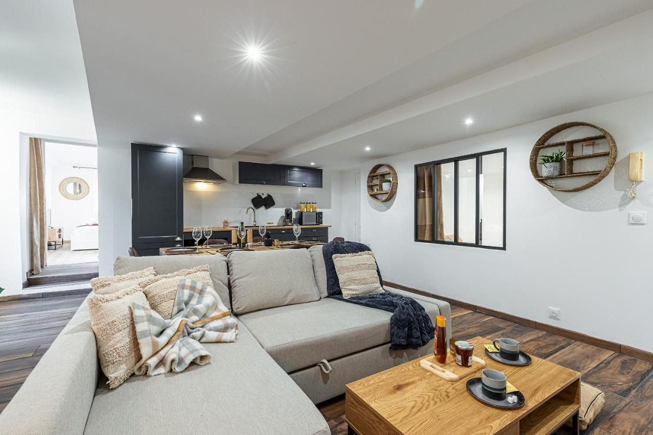 Appartement Spacious 2 Bdr Old Town Heart Nice