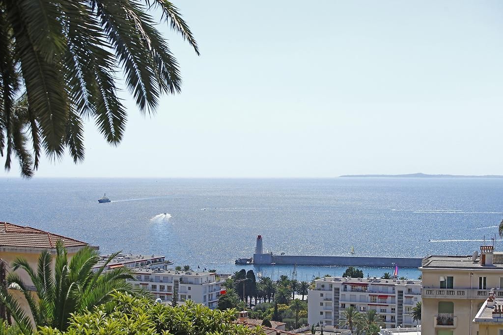 Palmeraie - Magnifique D'époque Avec Vue 4 Personnes Avec Terrasse Le Port Appartement *