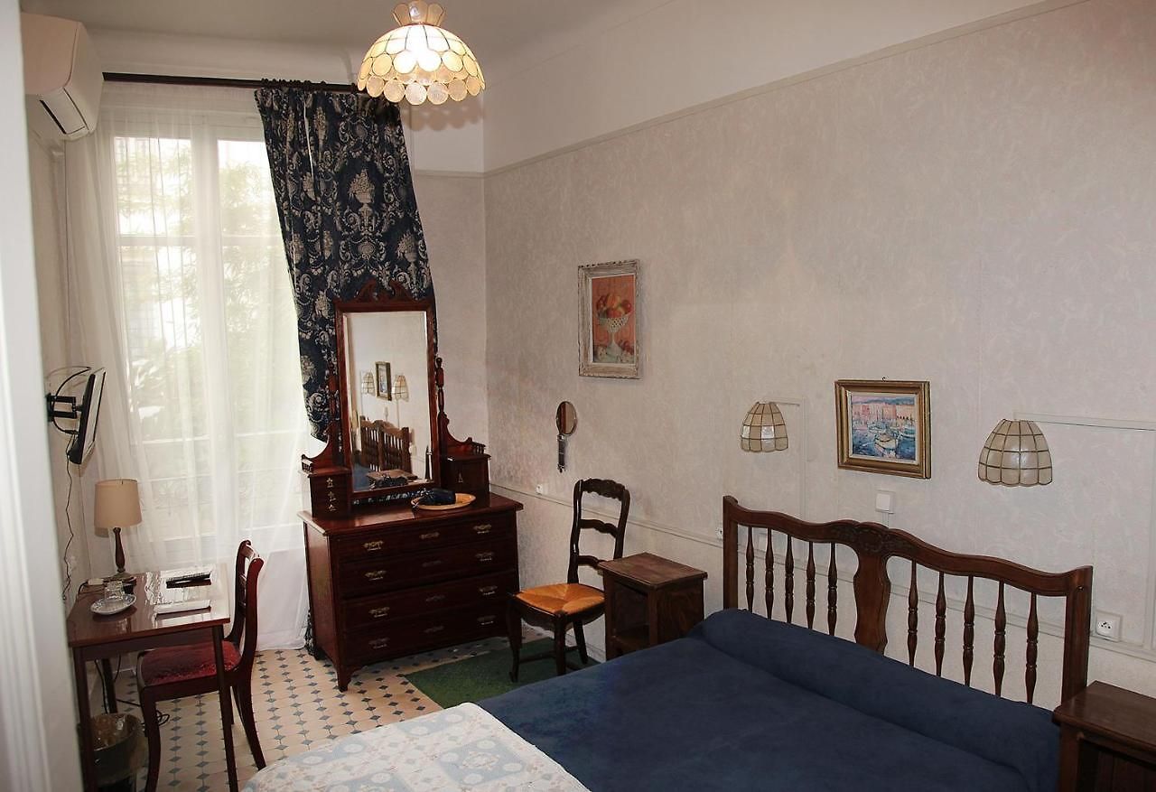 Cronstadt 3*