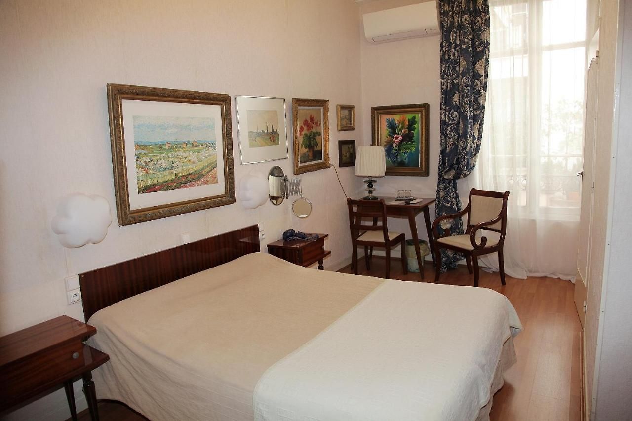 Hotel Cronstadt 3*