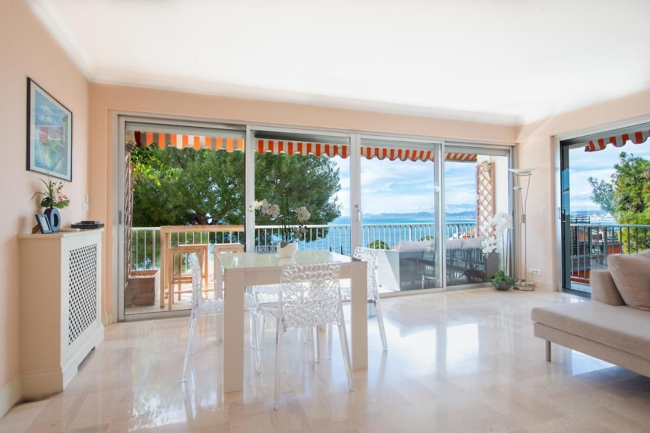 Apartment Prestige Mont Boron -terrace -sea View -2br
