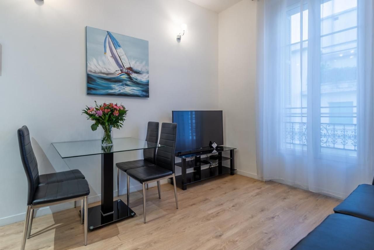 Apartment Jean Medecin - Modern And Brand New 1br Flat *