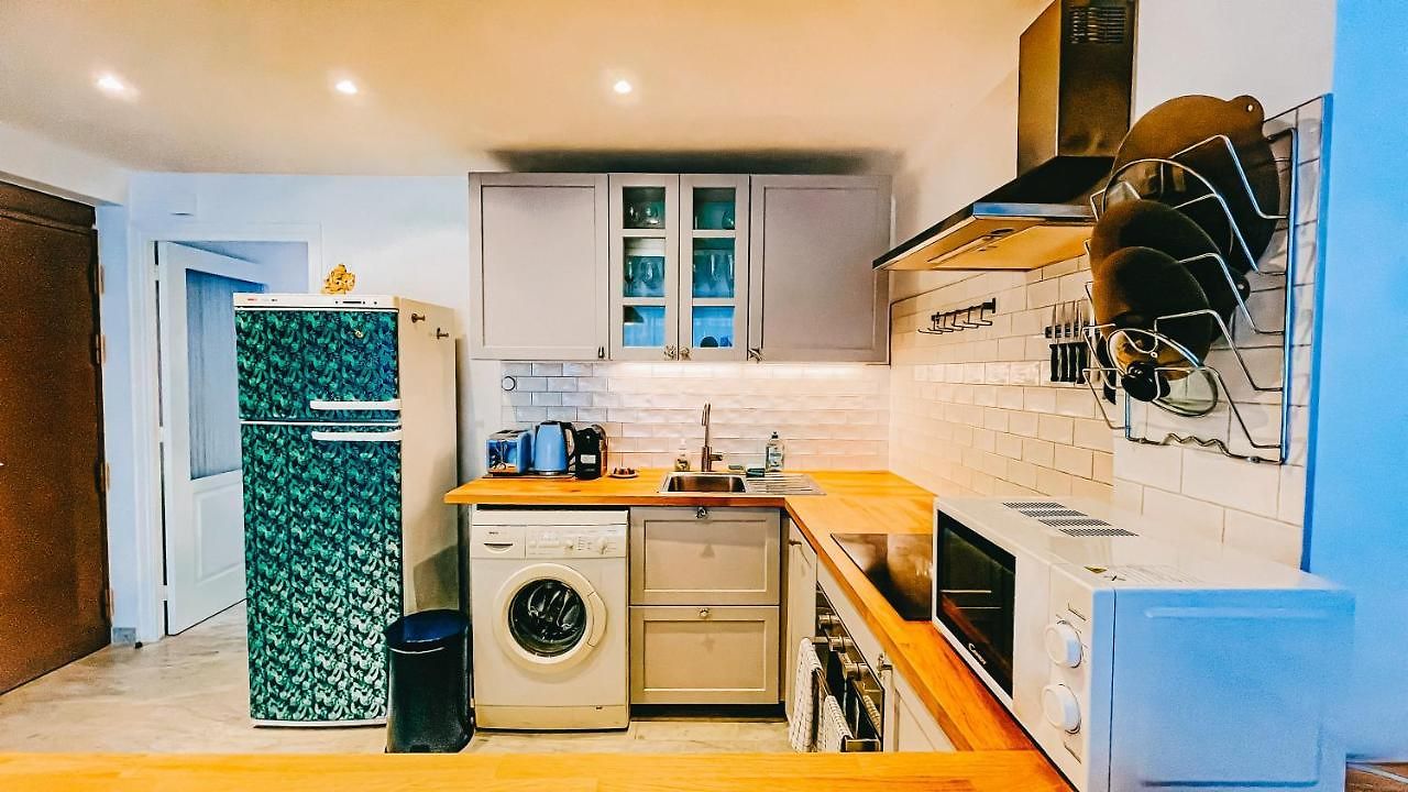 Appartement Elegant, Spacious, Central *