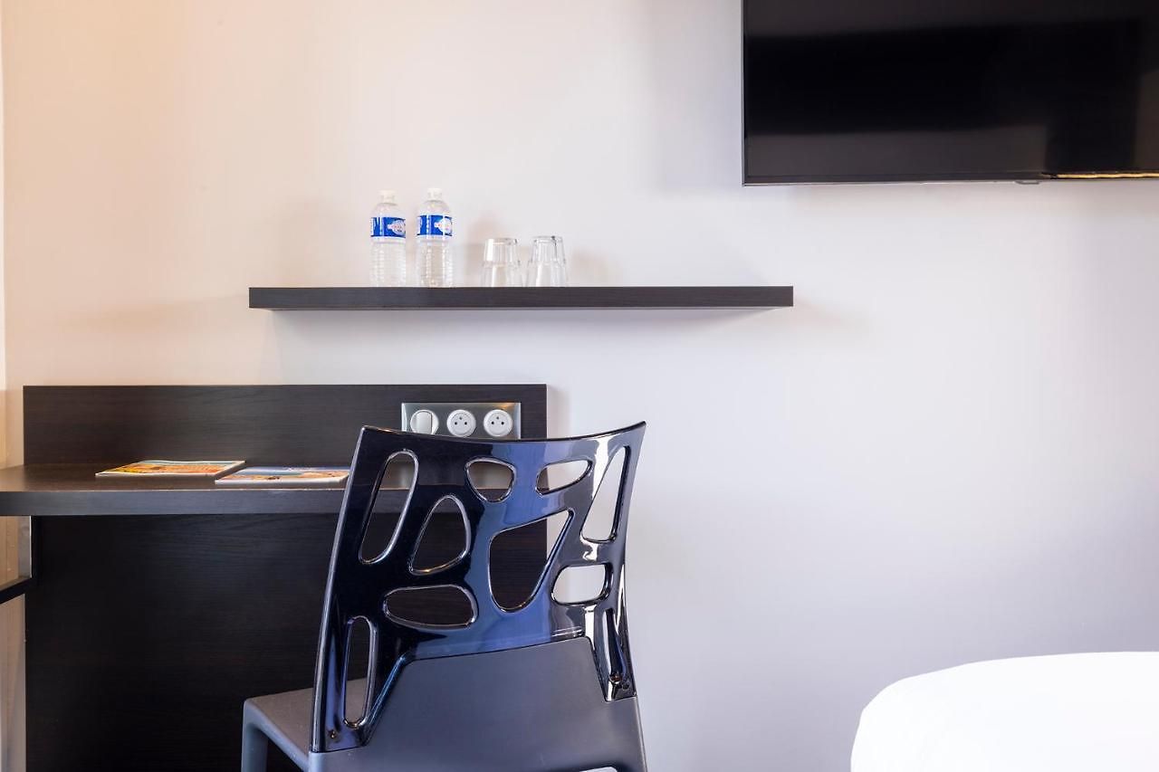 Hotel 64