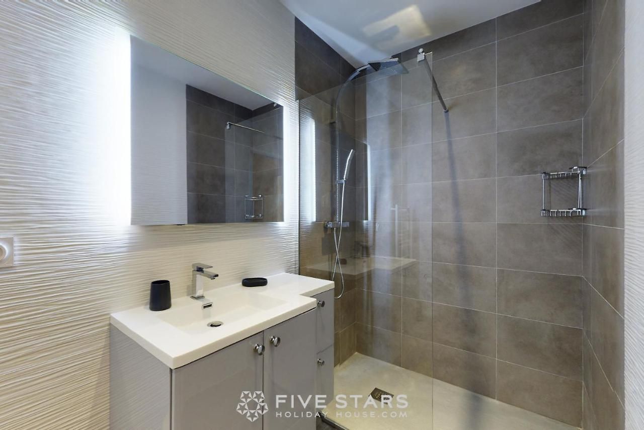 Grand Promenade Five Stars House * Nice