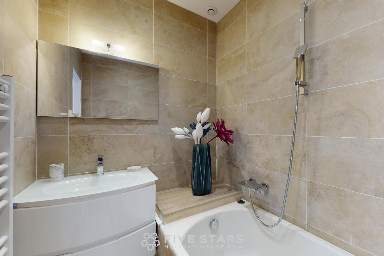 Grand Promenade Five Stars House Appartement *