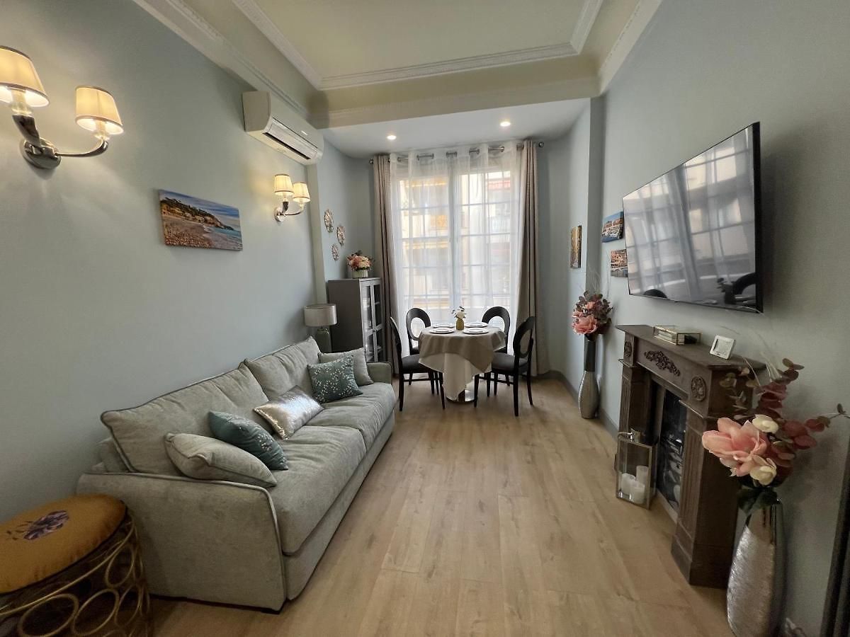 D'azur-35 Appartement Nice