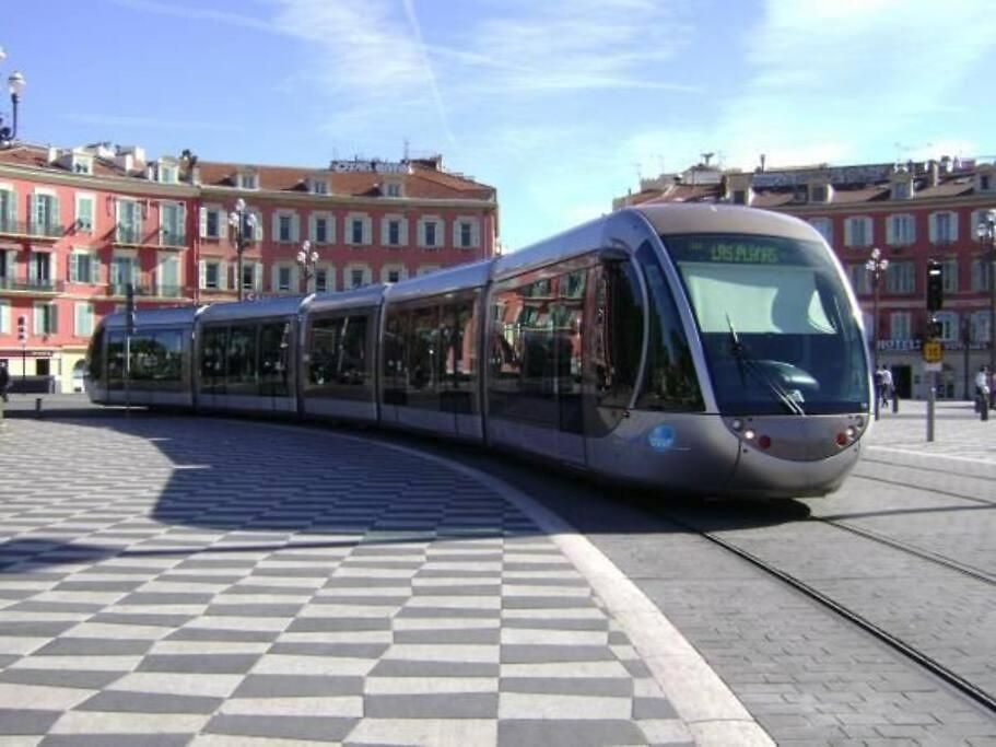 Appartement Avec Clim à 100m - 15min Centre *