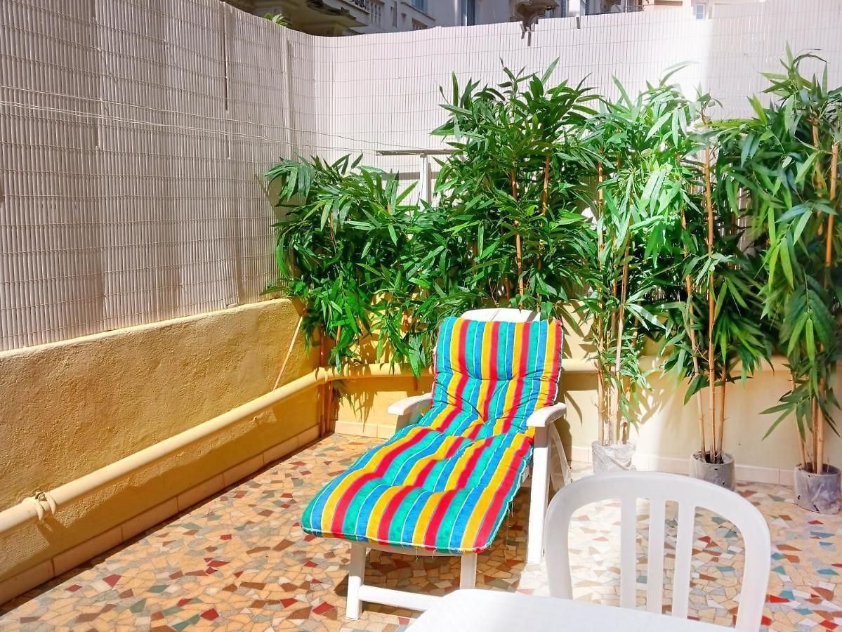 Appartement Large 2br Sunny 20 Meter Terrace Parking Shops