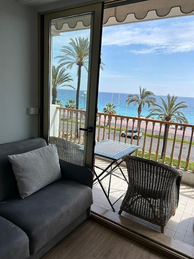 La Couronne A Apartment