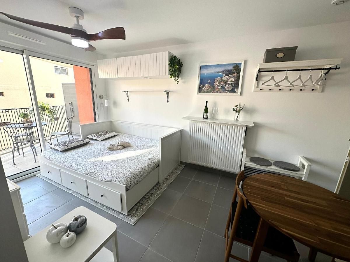 Appartement à Proximité Du Port De Nice