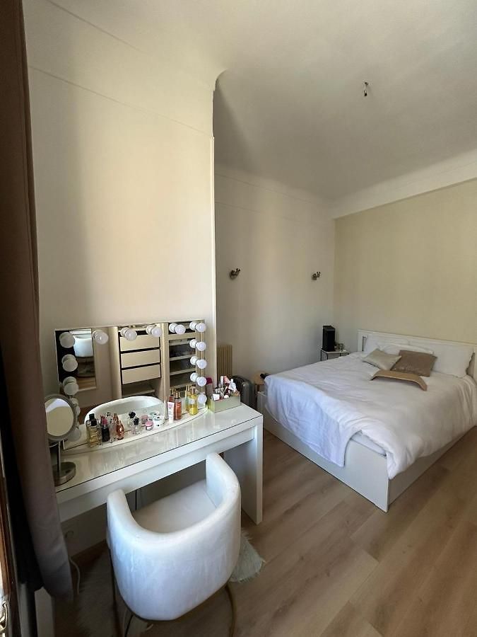 - T3 Rénové De 50 M2 Classé 2 étoiles *