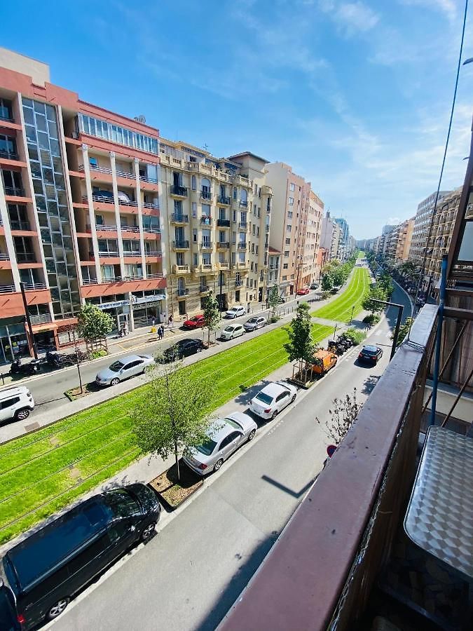 Magnifique 60m2 ,3 Pieces , Equipee,tres Lumineux, 2 Minutes A Pied De La Plage Apartment *