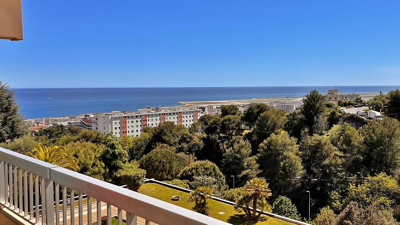 Le Bleu Azur Nice