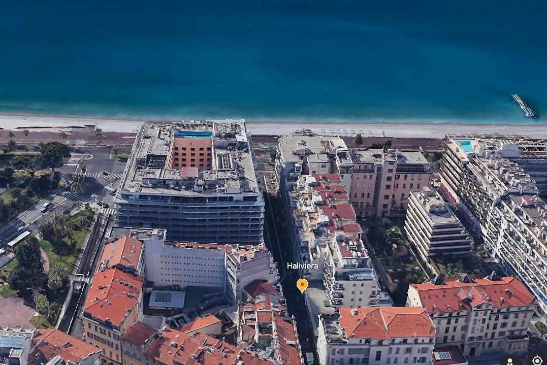 Haliviera - Golden Square, 1min From Apartment *