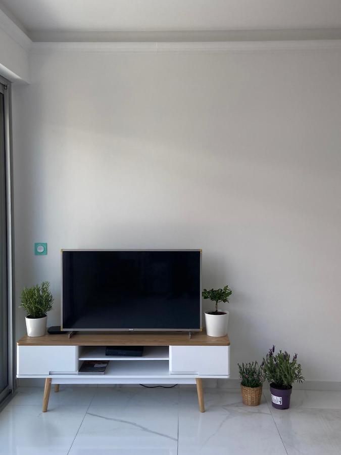 Appartement Le Royal, Spacious Seaside Rooftop And Pool