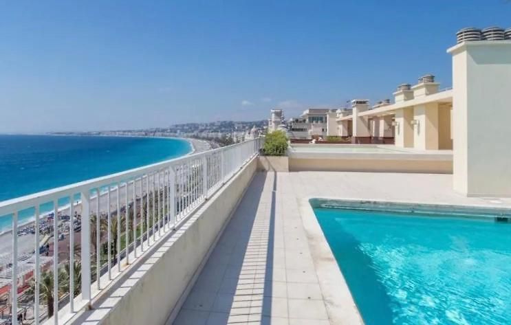 Appartement Le Royal, Spacious Seaside Rooftop And Pool Nice