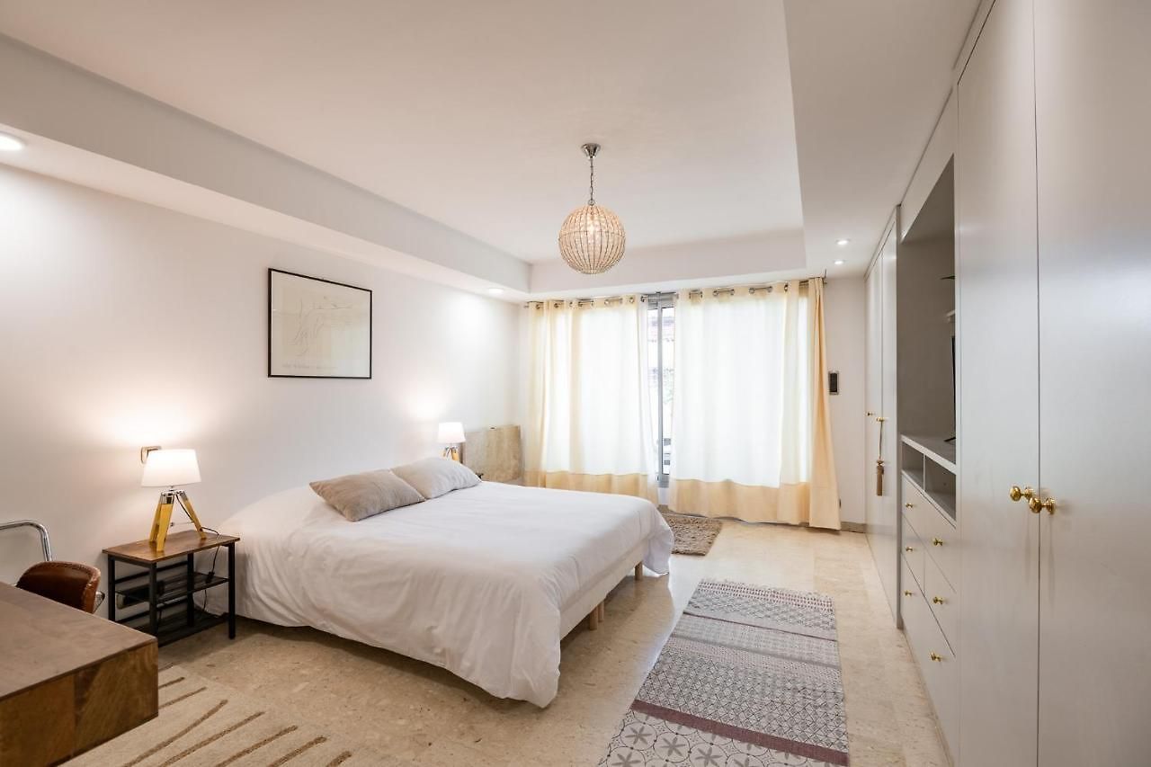Chauvain Apartment