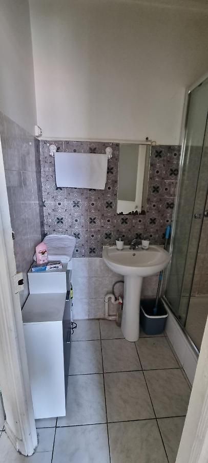 Chambre Privee Dans Un Maison d'hôtes Nice