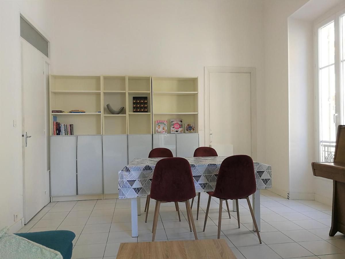 Appartement 110M2 Nice Plein 4 Chambres * Nice