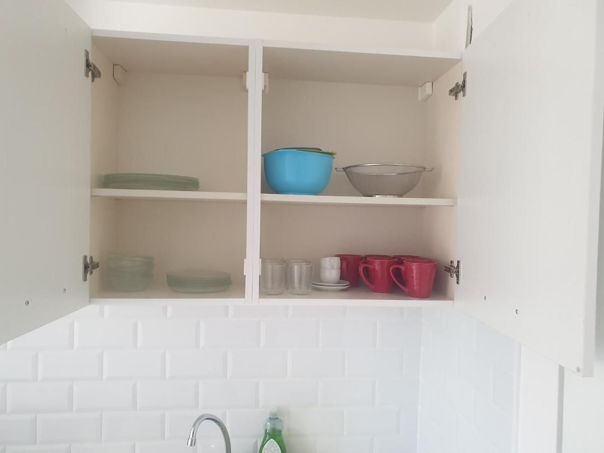Appartement Renove 2023 Proche Aeroport 5min, Gare Sncf 2 Min, Tramway Au Pied De L'immeuble , Parking Possible, Renovated 2023 Near The Airport 5 Min, Train Station 2 Min, Tram Next To The Building 1 Min, Parking Possible Nice