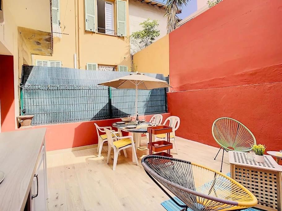 Appartement Terrasse Proche Port Et Plages De *