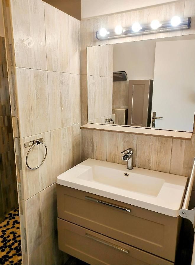 4 Pieces Vue Et Collines Nicoises Appartement *