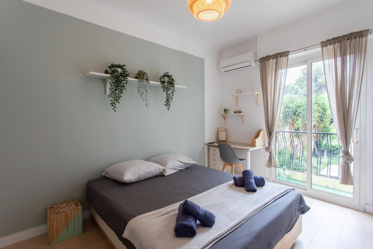 Appartement 26 , La Riviera Nice