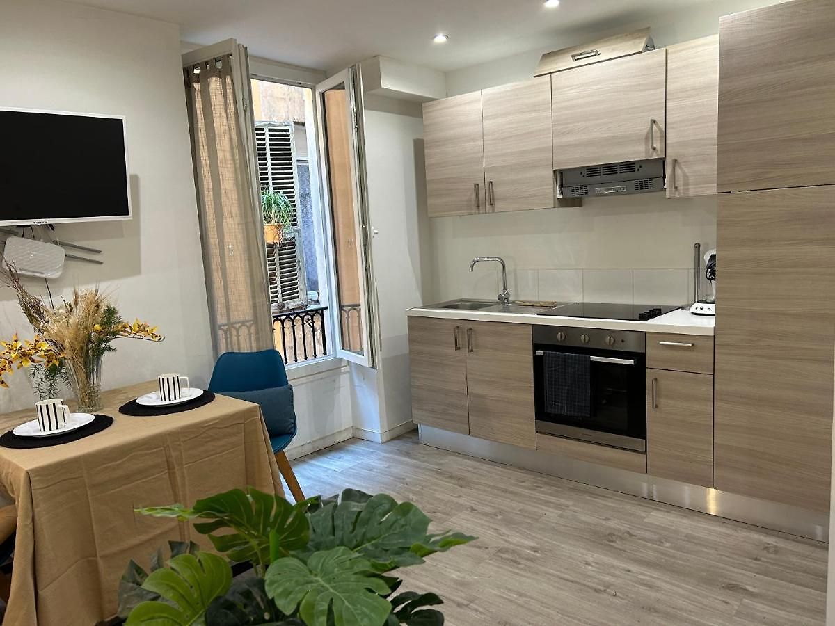 Studio Cosy Vieux-nice Appartement Nice