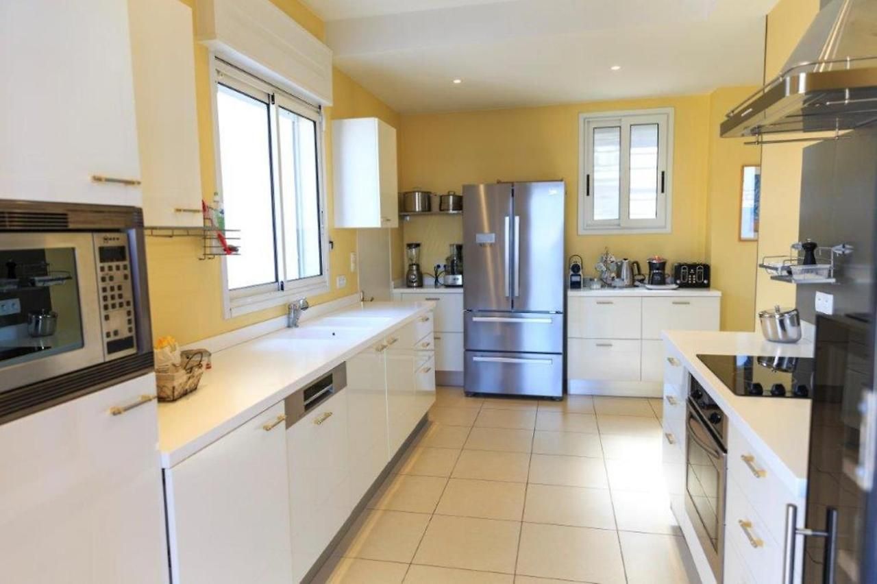 Villa Le Cap De Vi4150 By Riviera Homes Nice