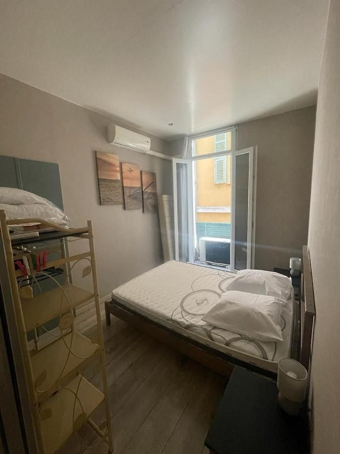 2 Pieces Confort Vieux Cours Saleya Proche Commerces Et Nice