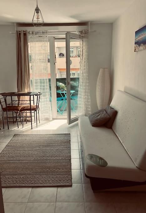 Appartement Proche Plages / Nice