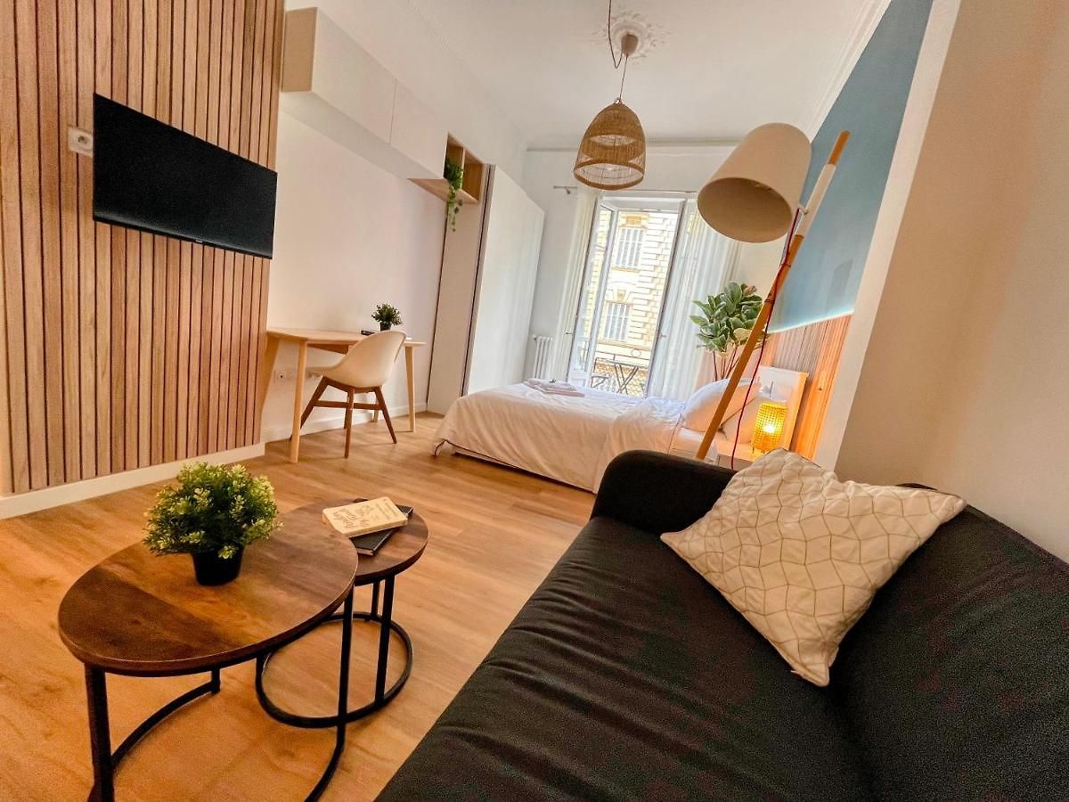 Sunshine Getaway - Stylish In The Heart Of Appartement