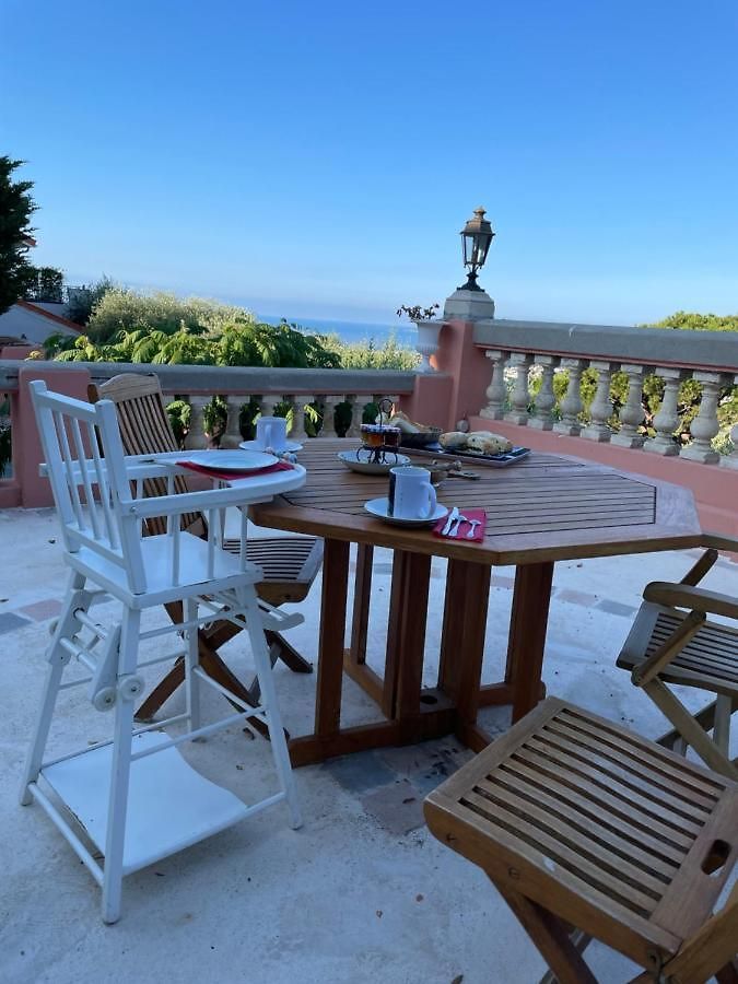 D'hôtes Duplex Le Petit Mas Niçois De La Rose Couette-café Nice