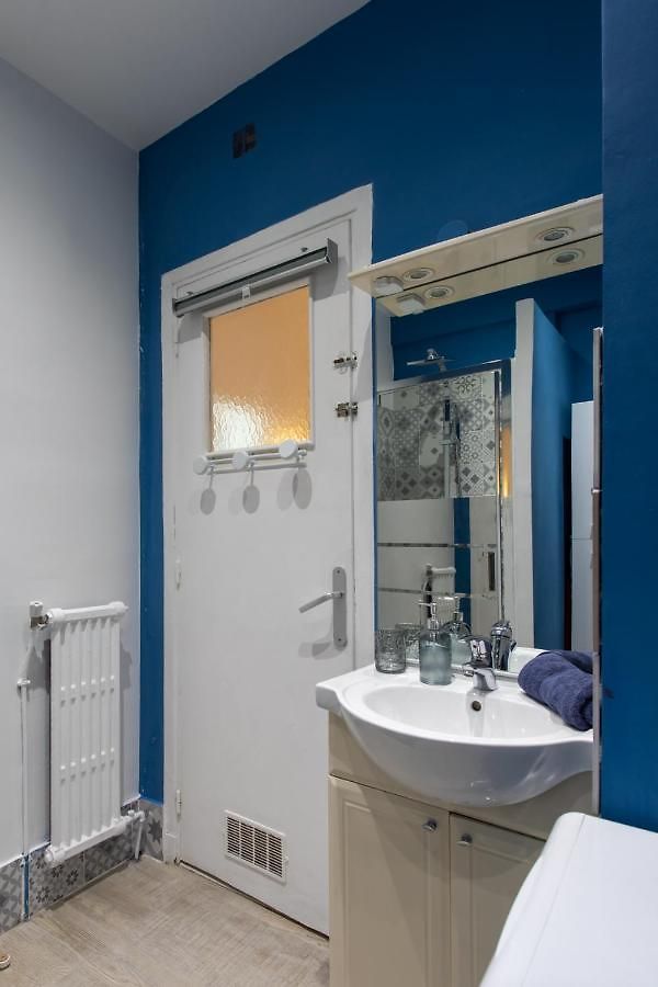 26 , La Riviera Appartement