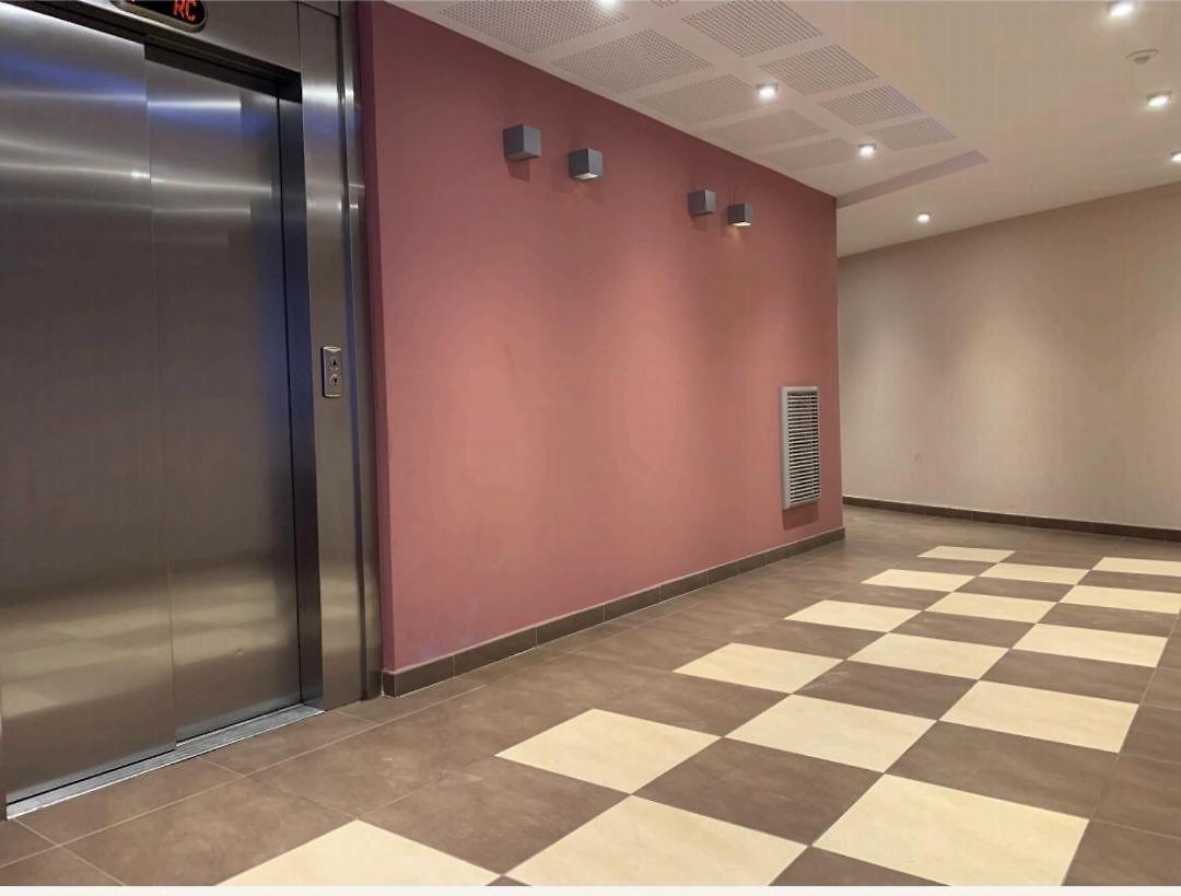 Pretty Flat, 100m Promenade In City Center Apartment