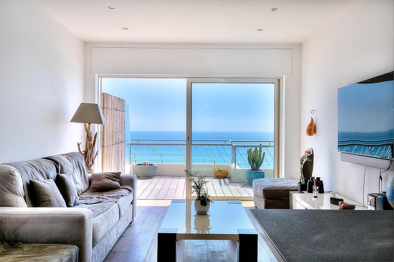 Le Florentina, Dernier étage Avec Terrasse, Vue Sur La Baie Des Anges Appartement *