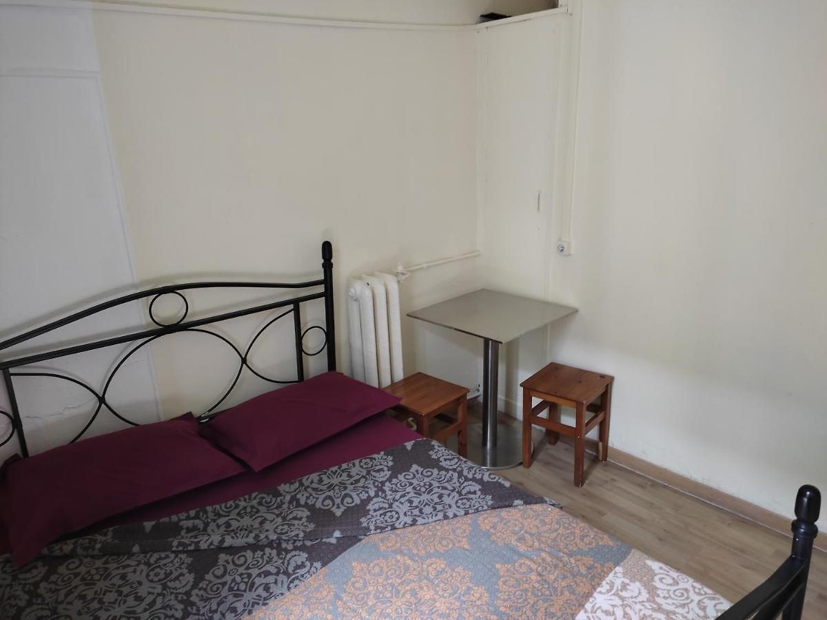 Lyonnais 3*