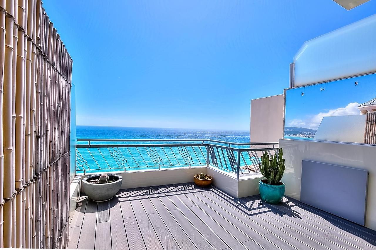 Appartement Le Florentina, Dernier étage Avec Terrasse, Vue Sur La Baie Des Anges *