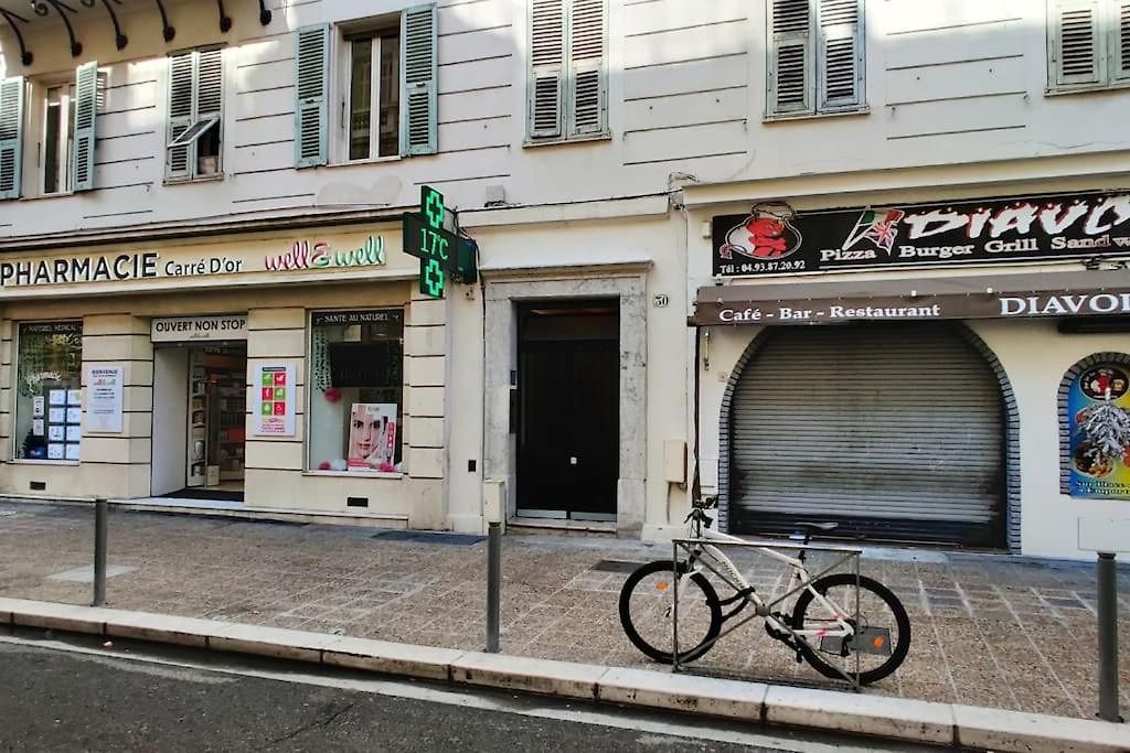Close To Beaches And Shops, Up 6 Pers *