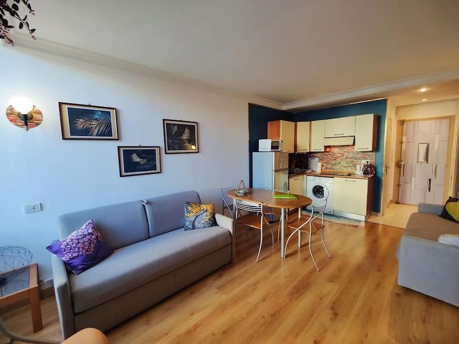 Appartement Close To Beaches And Shops, Up 6 Pers