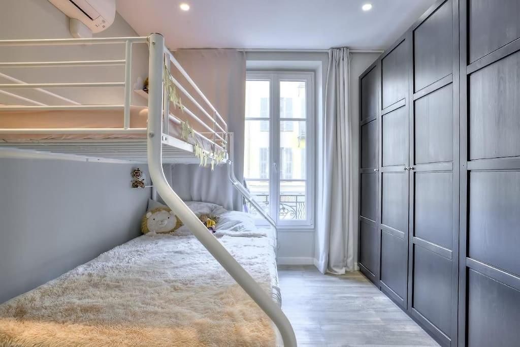 La Maison Helene & Antoine Le Port Apartment *