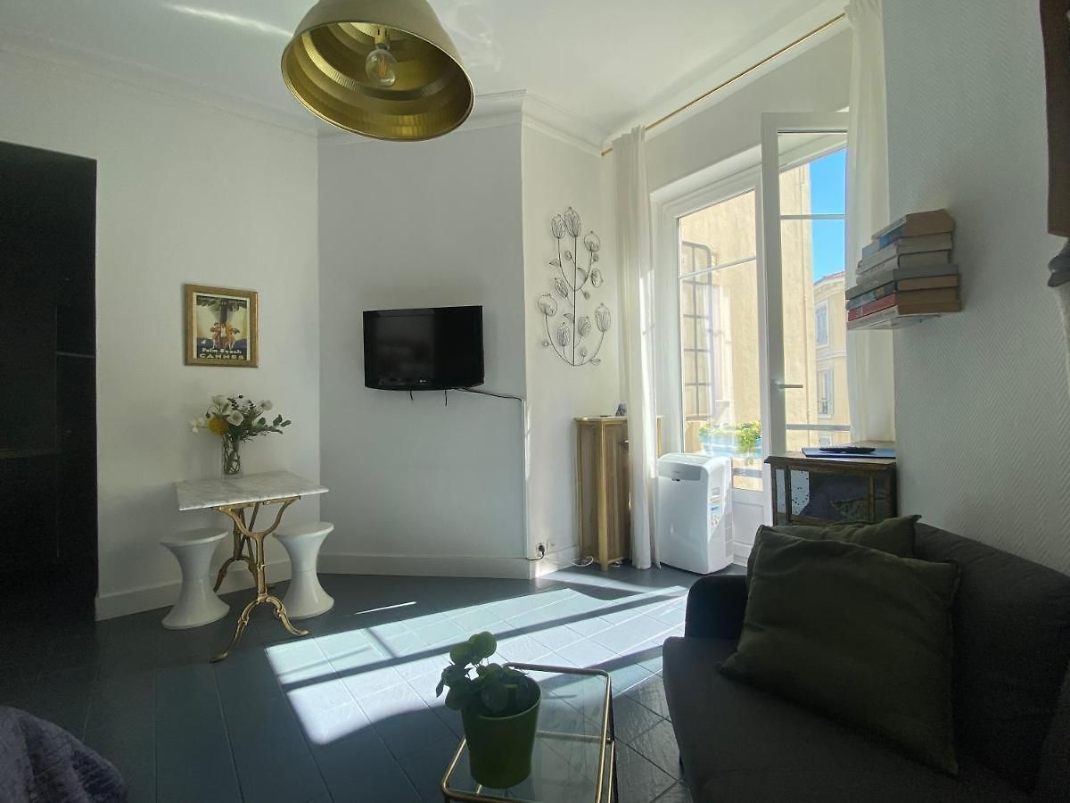 Un Appart En Ville Apartment *