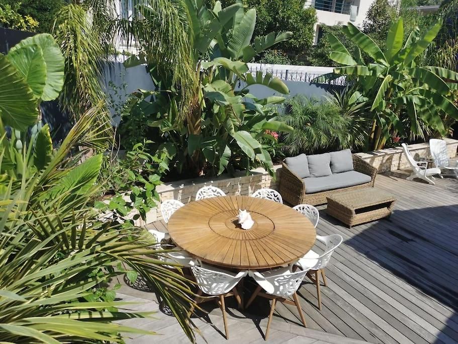 La Petite Niçoise Au Jacuzzi à 3 Min De La * Nice