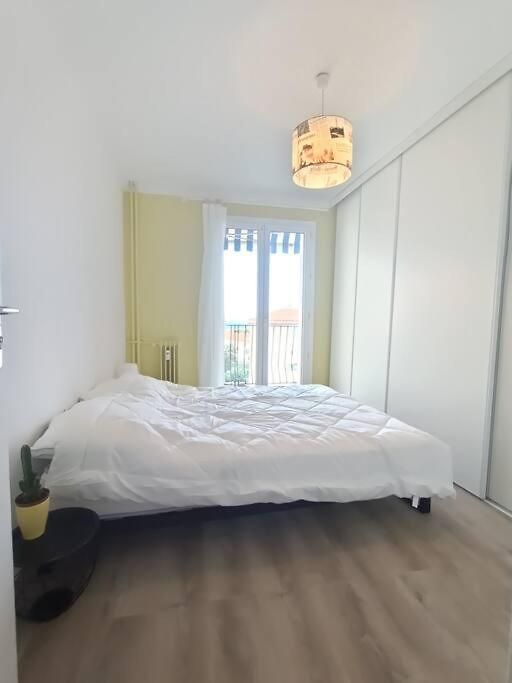F4 Avec Vue / Flat With Sea View 3 Bedrooms Apartment Nice