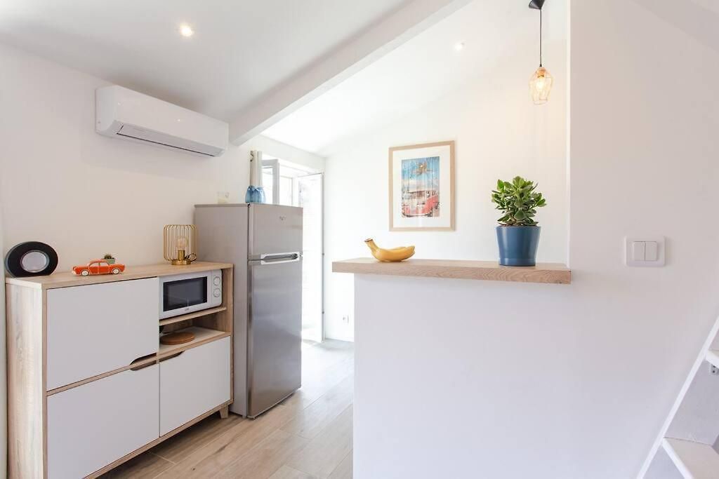 Bm17 Staywiz Us - Floor Ac & Balcony *